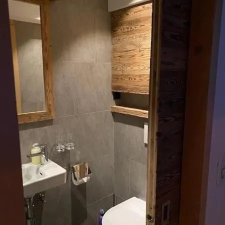 Cosy With Housefeeling Klosters